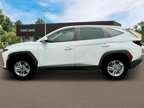 2025 Hyundai TUCSON SE