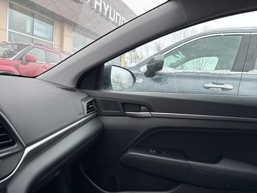 2020 Hyundai ELANTRA Value Edition