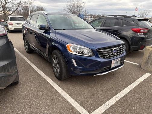2015 Volvo XC60 T6 Platinum