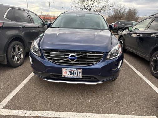 2015 Volvo XC60 T6 Platinum