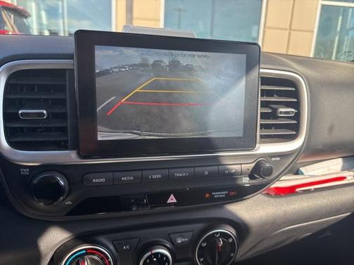 2020 Hyundai VENUE SE