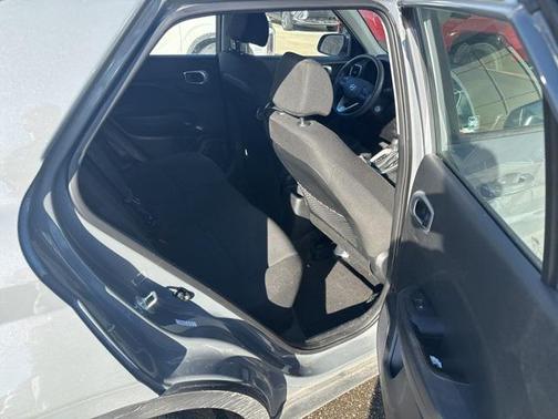 2020 Hyundai VENUE SE