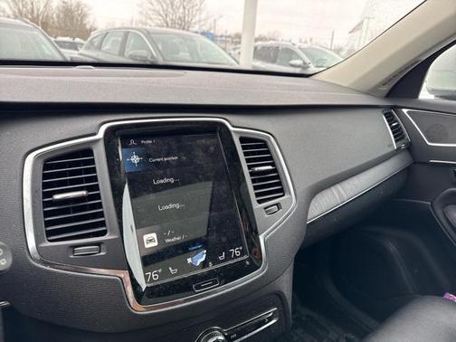 2020 Volvo XC90 Hybrid T8 Momentum 7 Passenger