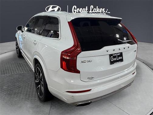 2020 Volvo XC90 Hybrid T8 Momentum 7 Passenger