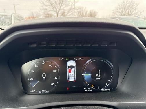 2020 Volvo XC90 Hybrid T8 Momentum 7 Passenger