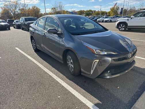 2021 Toyota Prius XLE