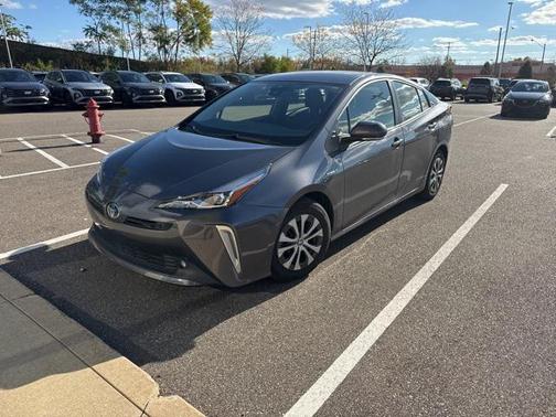 2021 Toyota Prius XLE
