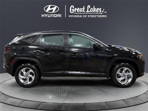 2023 Hyundai TUCSON SE