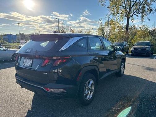 2023 Hyundai TUCSON SE