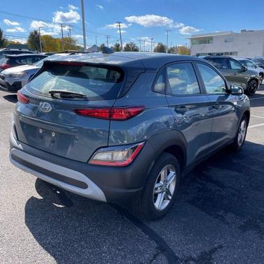 2022 Hyundai KONA SE
