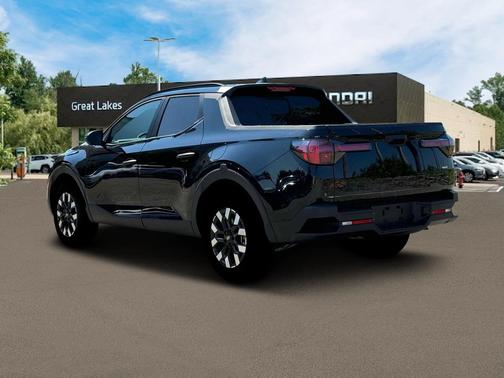 2025 Hyundai SANTA CRUZ SEL Activity