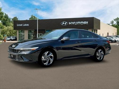2025 Hyundai ELANTRA SEL