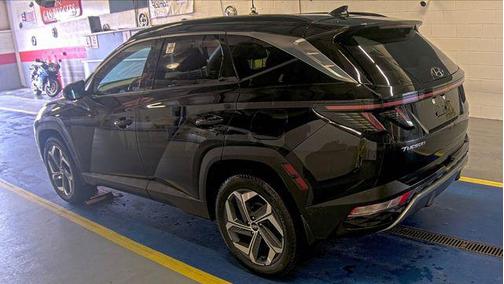 Phantom Black 2023 Hyundai TUCSON Limited
