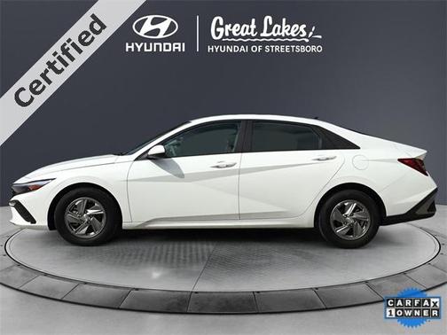 2025 Hyundai ELANTRA SE