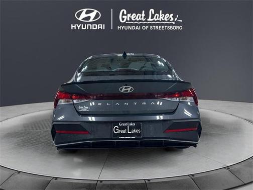 2025 Hyundai ELANTRA Sport