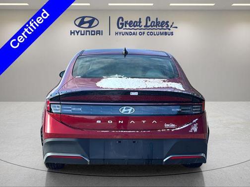 Ultimate red 2025 Hyundai SONATA SE