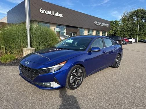 2022 Hyundai ELANTRA Limited