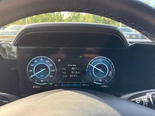 2022 Hyundai ELANTRA Limited