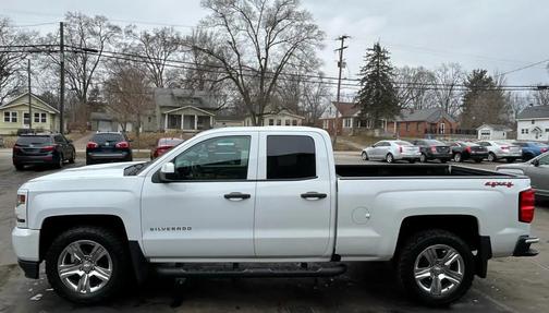 2017 Chevrolet Silverado 1500 Custom