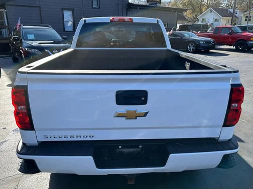 2017 Chevrolet Silverado 1500 Custom