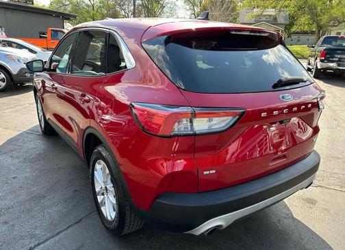 Rapid Red Metallic Tinted Clearcoat 2020 Ford Escape SE