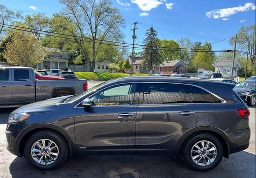 Ebony Black 2019 Kia Sorento EX