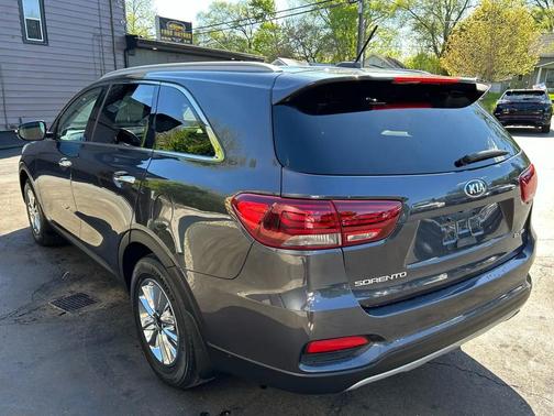 Ebony Black 2019 Kia Sorento EX