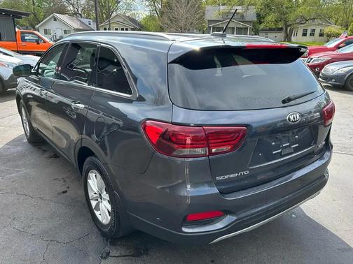 Ebony Black 2019 Kia Sorento EX