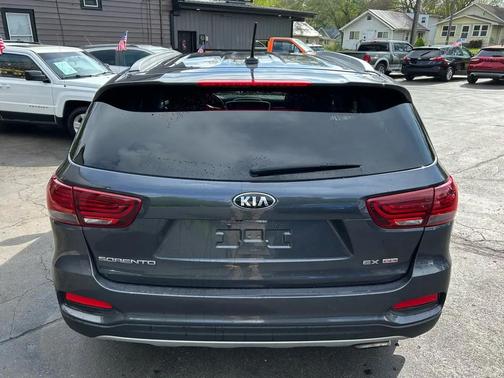 Ebony Black 2019 Kia Sorento EX
