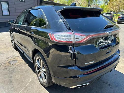 Shadow Black 2018 Ford Edge Sport