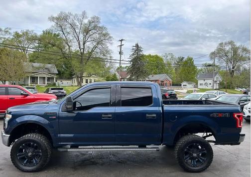Blue 2015 Ford F-150 XLT