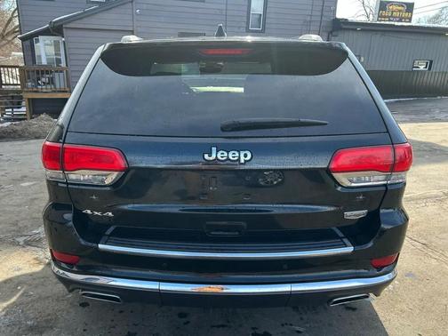 2018 Jeep Grand Cherokee Summit