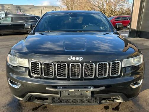 2017 Jeep Grand Cherokee Laredo