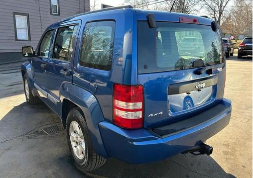 2009 Jeep Liberty Sport