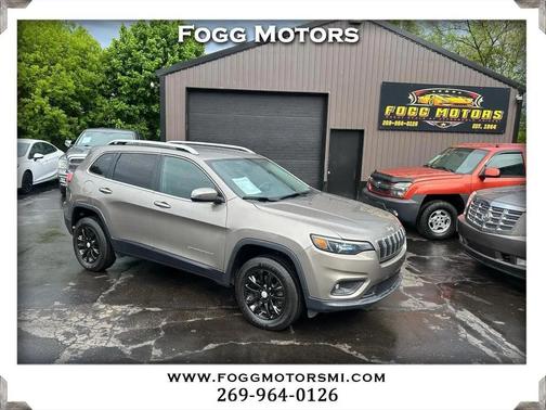 Brown 2019 Jeep Cherokee Latitude