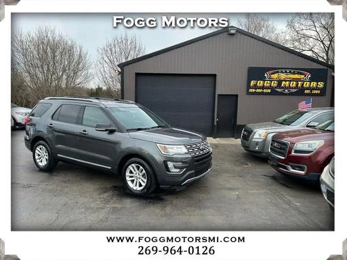 Gray 2016 Ford Explorer XLT