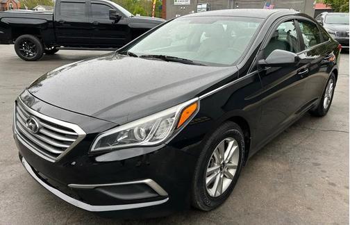 Black 2016 Hyundai SONATA SE