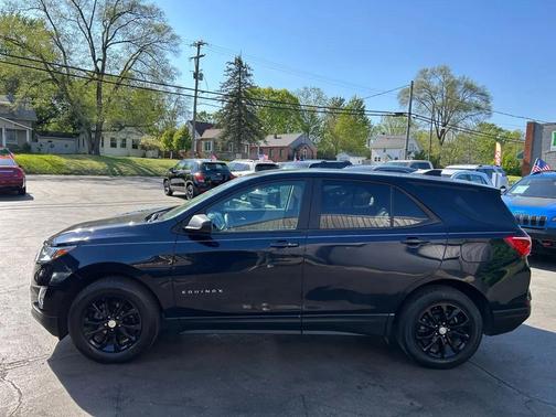 Midnight Blue Metallic 2020 Chevrolet Equinox LS