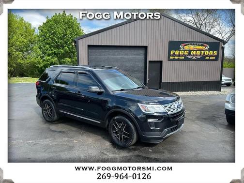 Shadow Black 2018 Ford Explorer XLT