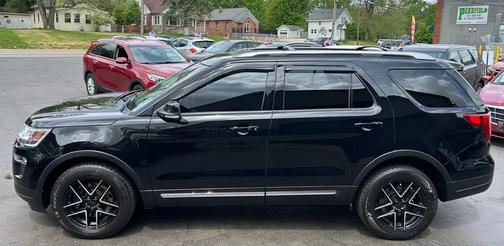 Shadow Black 2018 Ford Explorer XLT