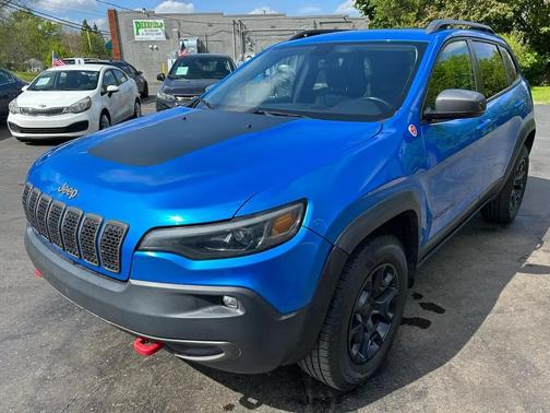 Hydro Blue Pearlcoat 2020 Jeep Cherokee Trailhawk