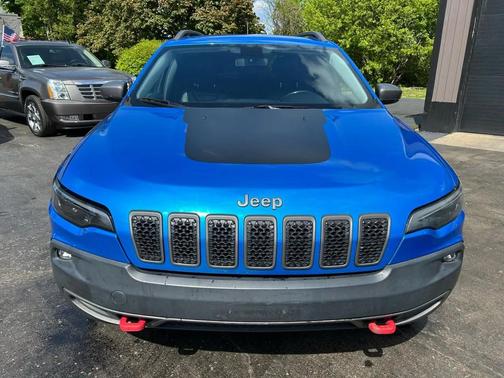 Hydro Blue Pearlcoat 2020 Jeep Cherokee Trailhawk
