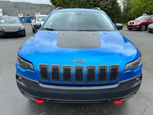 Hydro Blue Pearlcoat 2020 Jeep Cherokee Trailhawk