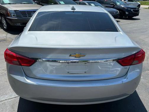 Silver Ice Metallic 2017 Chevrolet Impala 1LT