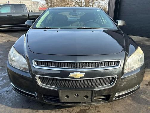 2011 Chevrolet Malibu 2LT