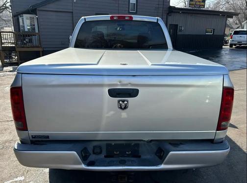 2005 Dodge Ram 2500 SLT Quad Cab