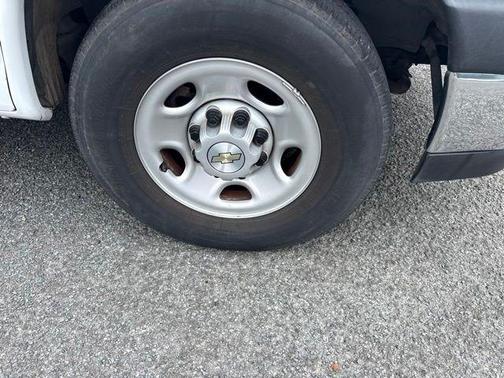 Summit White 2022 Chevrolet Express 2500 Work Van