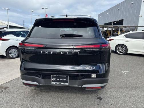 Diamond Black 2026 INFINITI QX60 Luxe