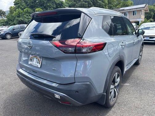 Boulder Gray Pearl 2023 Nissan Rogue SL