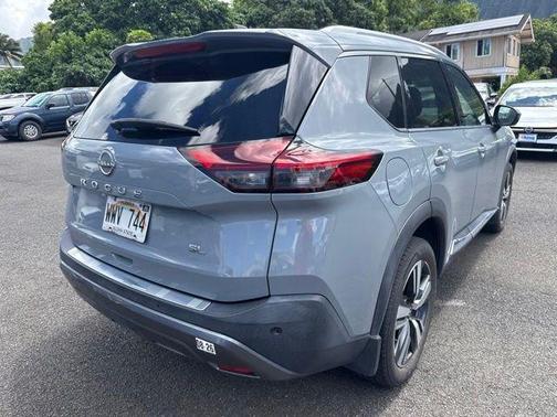 Boulder Gray Pearl 2023 Nissan Rogue SL